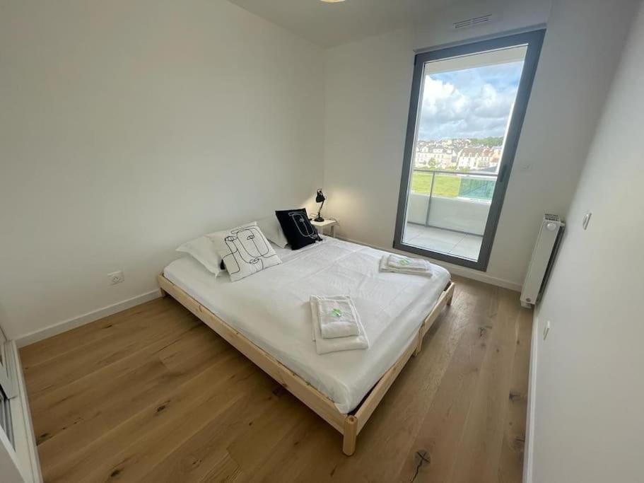 Presqu'Ile, Appartement Neuf Avec Balcon, Salle De Gym Et Parking Caen Exterior foto